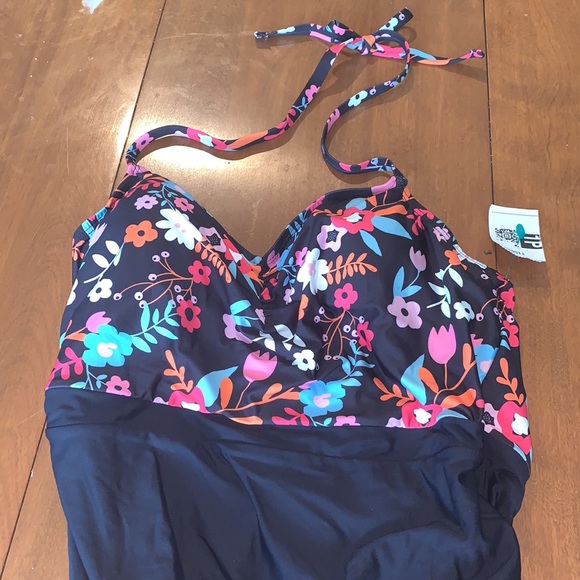 ModCloth floral black one piece - Picture 5 of 10